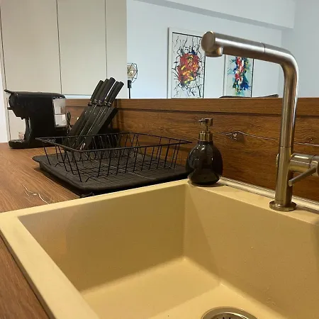 Luxury Sea Nest Next Marina Dinevi Апартамент