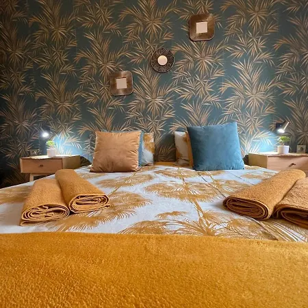 Апартамент Luxury Sea Nest Next Marina Dinevi