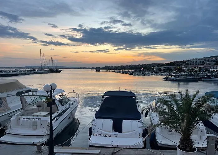 Luxury Sea Nest Next Marina Dinevi * Sveti Vlas